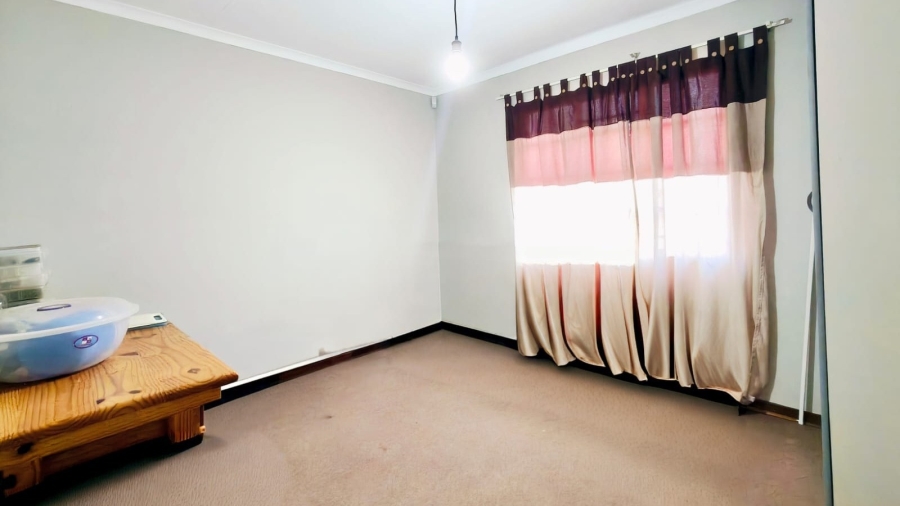 2 Bedroom Property for Sale in Grimbeeck Park North West